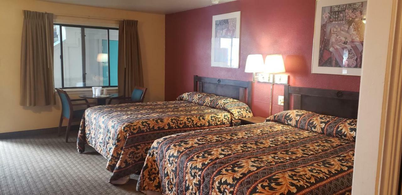 Circle S Motel Colorado Springs Oda fotoğraf